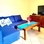 Santa Marina 2-bedroom Apt. W/ Sea View + Terrace *