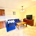 Santa Marina 2-bedroom Apt. W/ Sea View + Terrace Apartmán Sozopol