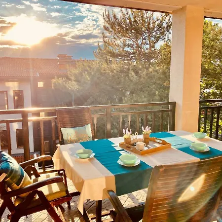 Santa Marina 2-bedroom Apt. W/ Sea View + Terrace Apartman *